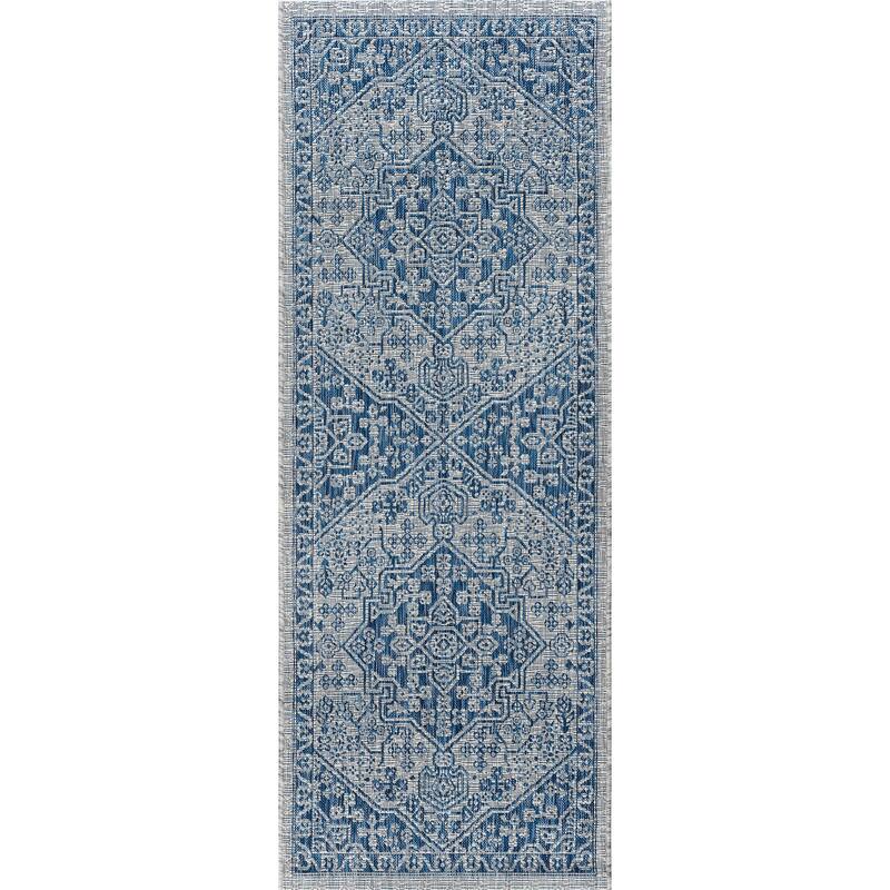 Colonnade Traditional Medallion Indoor/Outdoor Area Rug