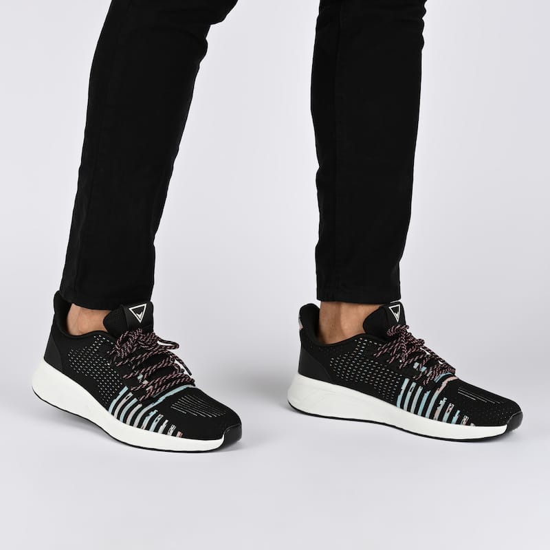 Vance Mens Brewer Knit Athleisure Sneaker