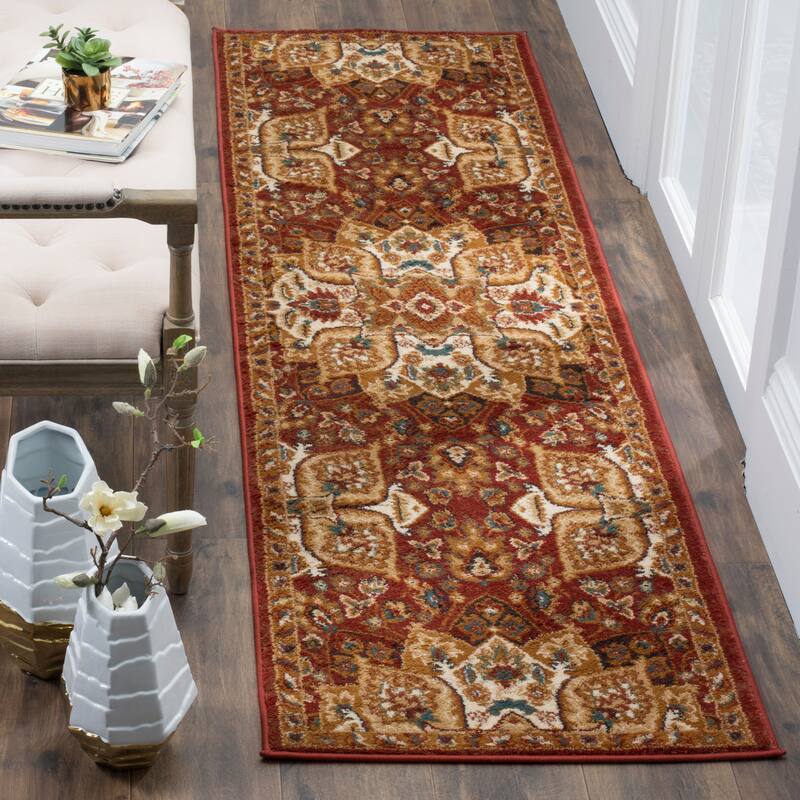 SAFAVIEH Summit Soini Traditional Oriental Rug