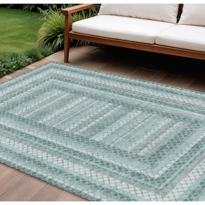 HomeRoots Geometric Transitional Rectangle Outdoor Rug