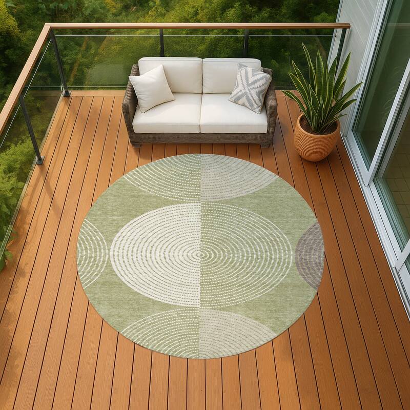 Machine Washable Indoor/ Outdoor Casual Circles Chantille Rug - Aloe - 8' x 8'