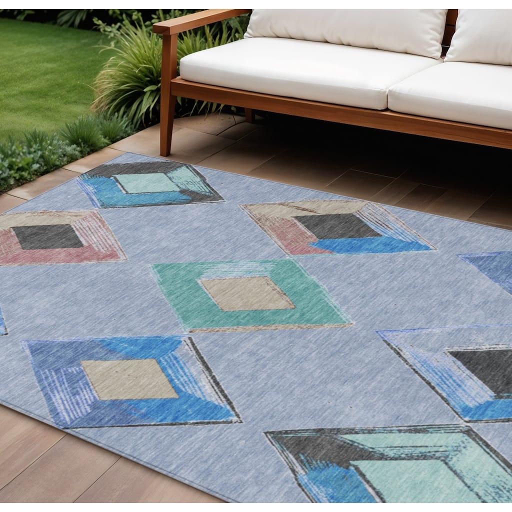 HomeRoots Geometric Transitional Rectangle Outdoor Rug