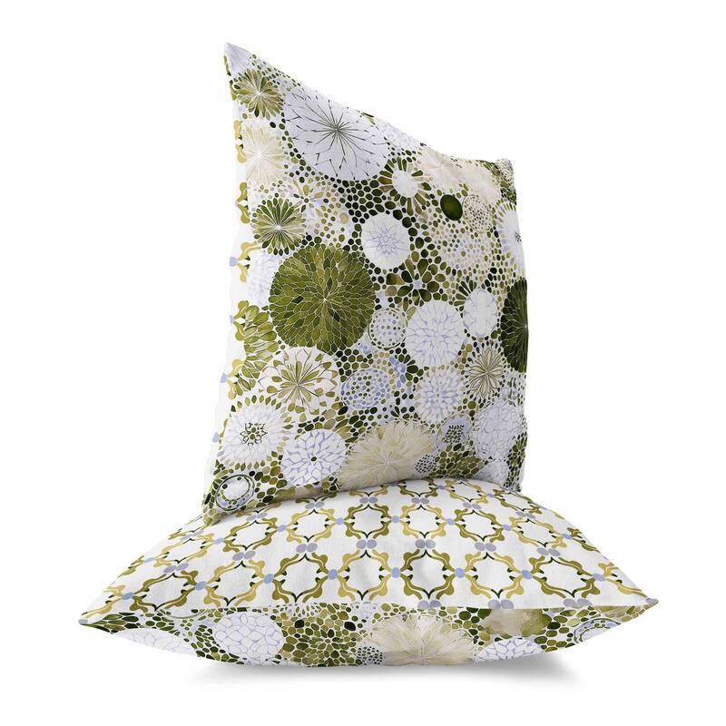 Cream And Green Crystal Drift Indoor/Outdoor Throw Pillow Zipper
