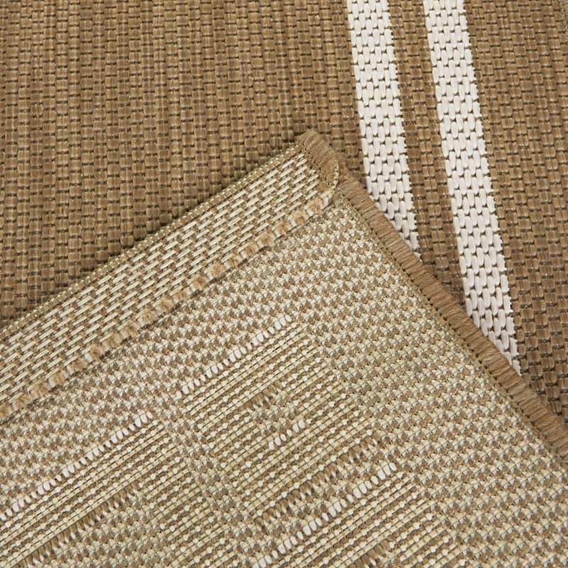 Haines Transitional Border Indoor/Outdoor Area Rug