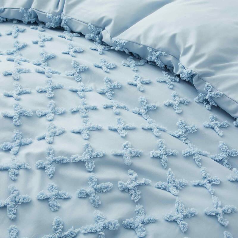 Tufted Clipped Jacquard Geometric Oversized Duvet Cover & Pillowcase Set