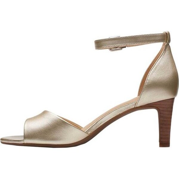Laureti cheap grace clarks