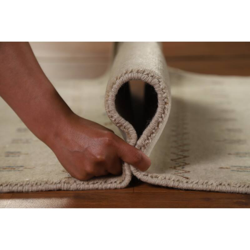 Hand Knotted Oriental 100% Wool Carpet Tribal Tribal Beige & Ivories Gabbeh Area Rug - 3' 0'' X 2' 0''