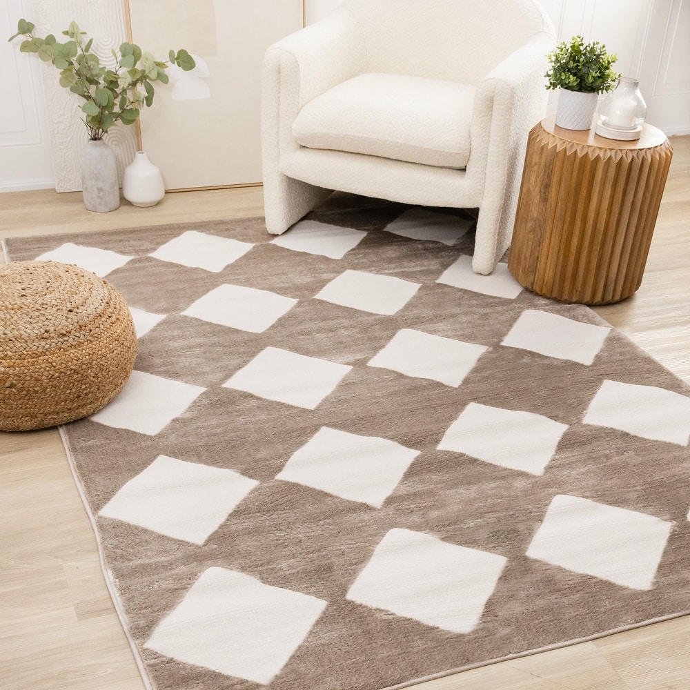 Brown Cream Soft Diamonds Geometric Area Rug