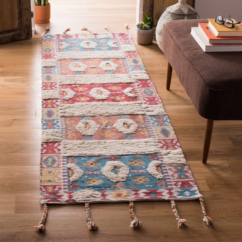 SAFAVIEH Handmade Saffron Marlee Modern Tribal Cotton Rug - 2'3" x 8' Runner - Rust/Beige