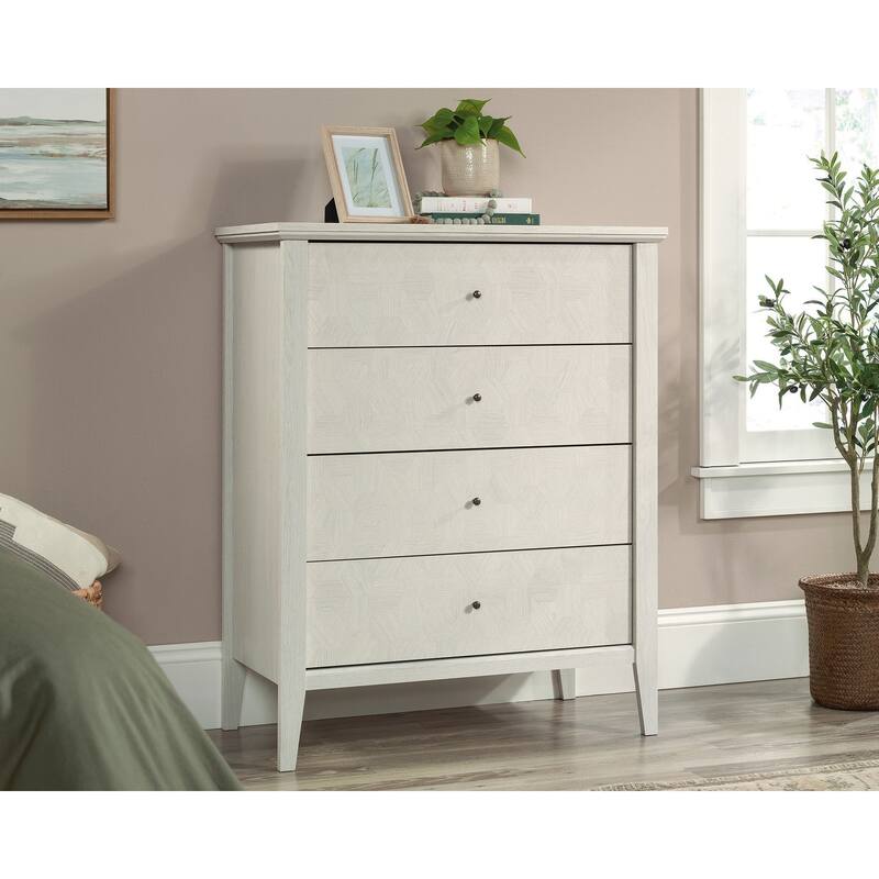 Larkin Ledge 4-Drawer Chest Go