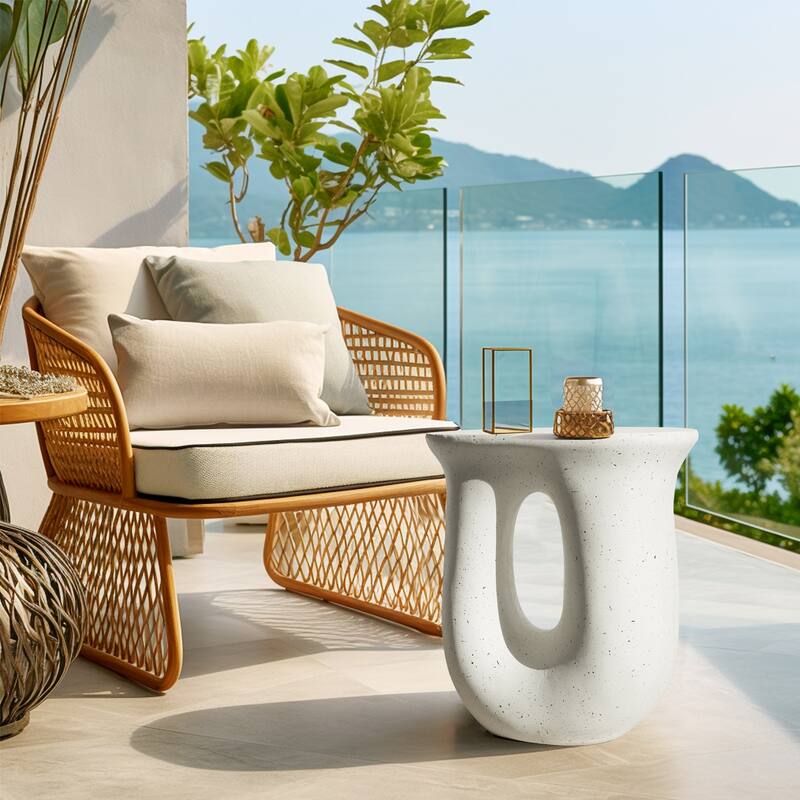 U-shaped Geometric Lightweight Concrete End Table