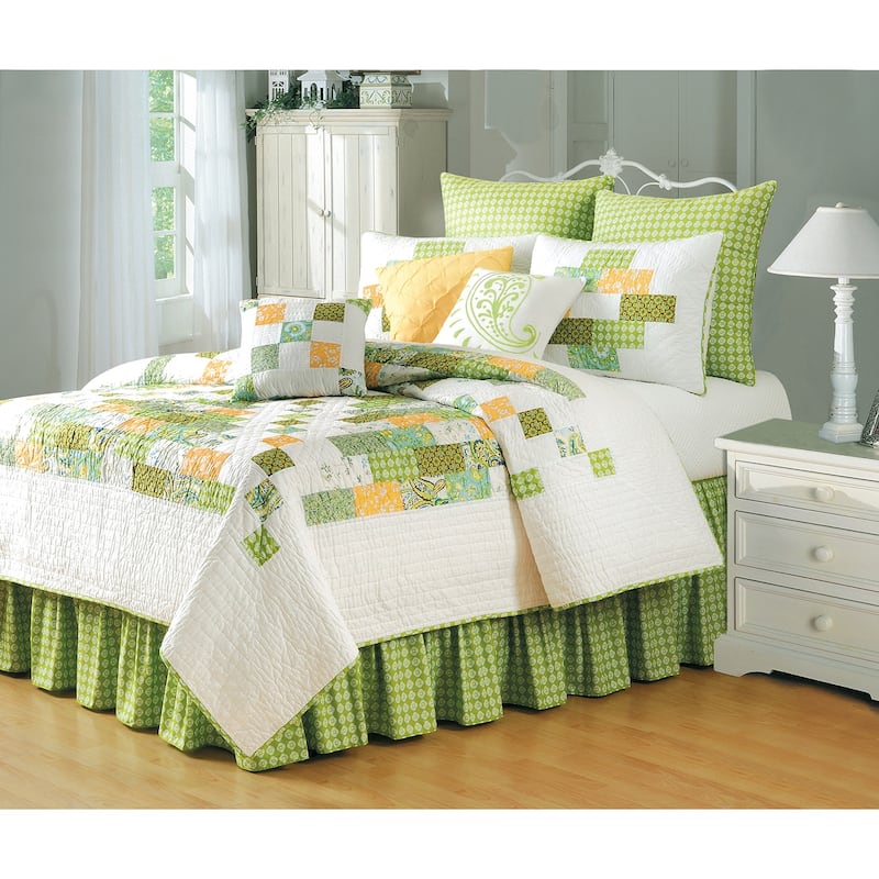 Gracie Patchwork Cotton Quilt (Quilt or Sham Separate)