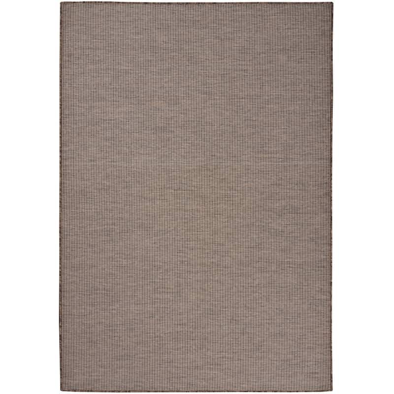 HomeRoots Contemporary Rectangle Outdoor Rug - 5' X 7'