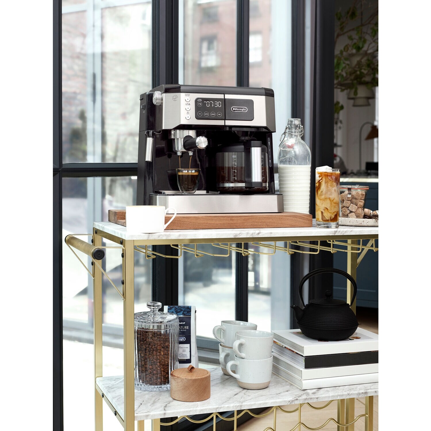 De'Longhi All-In-One Combination Coffee and Espresso Machine De'Longhi All-In-One Combination Coffee and Espresso Machine