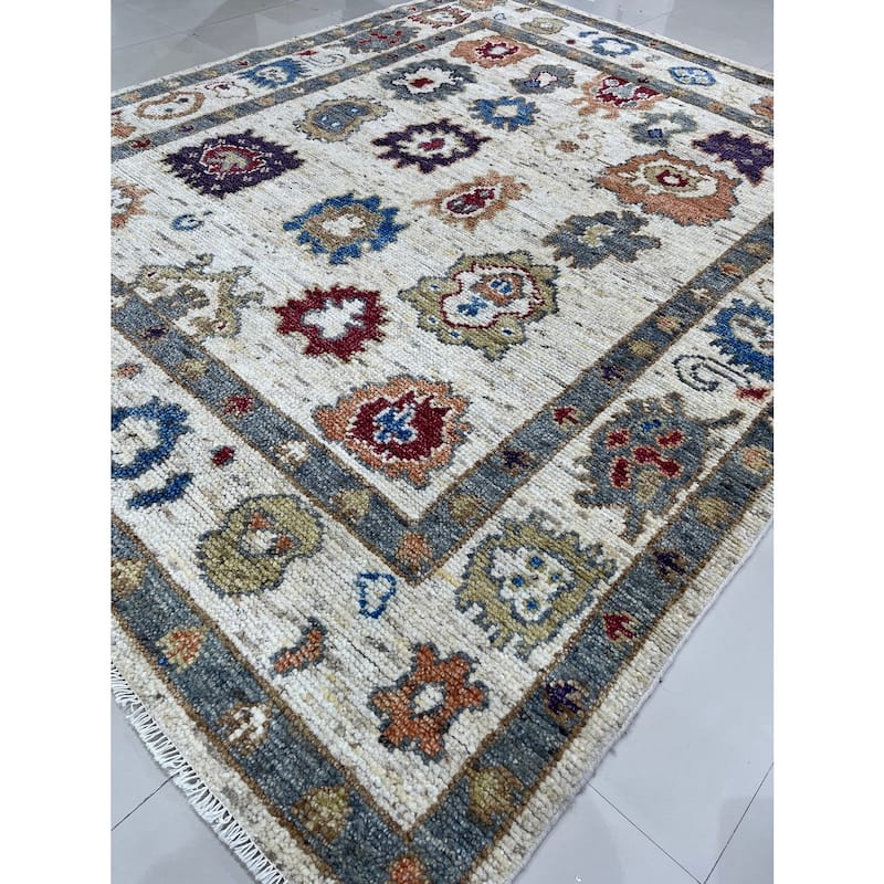 Ivory Hand-Knotted Wool Modern Oushak Rug, 8' x 10', plush cozy floor accent - L