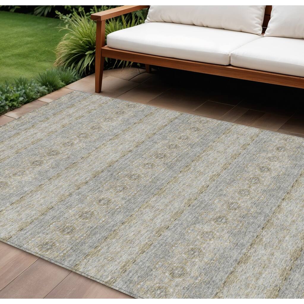 HomeRoots Floral Medallion Transitional Rectangle Outdoor Rug