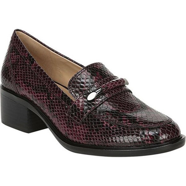 naturalizer burgundy shoes