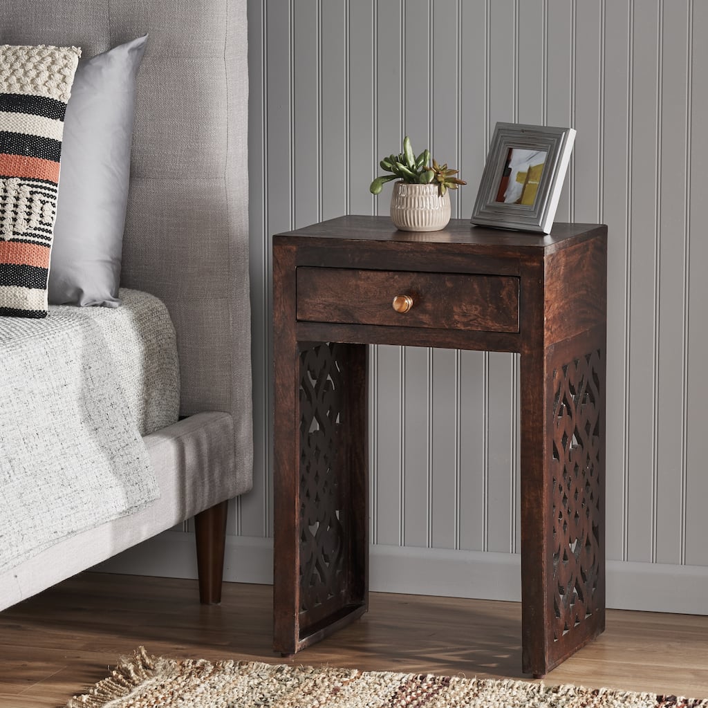 18" Traditional End Table with Wood Finish and One Drawer for Living Room or Bedroom