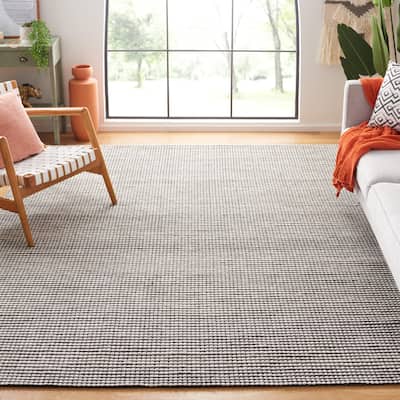 SAFAVIEH Handmade Natura Refiqe Wool Rug
