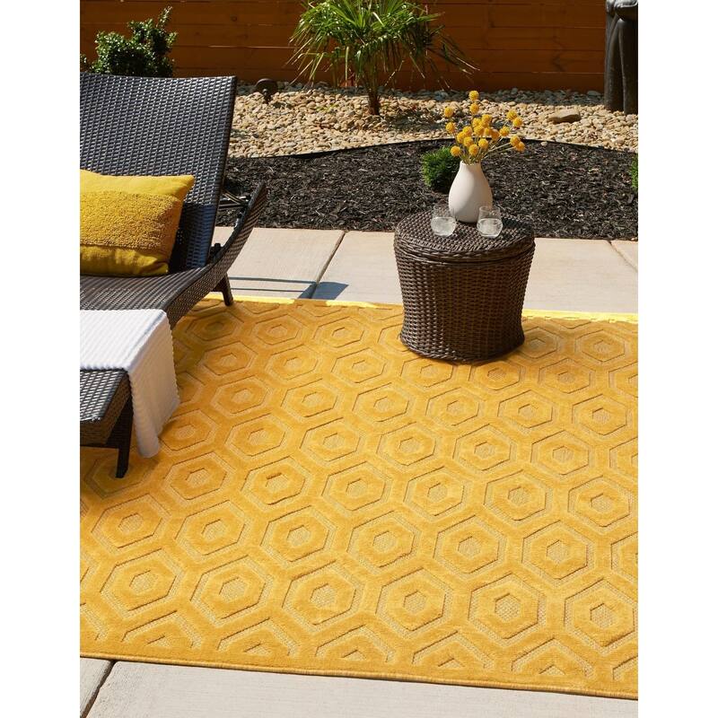 Outdoor Haversham Collection Area Rug