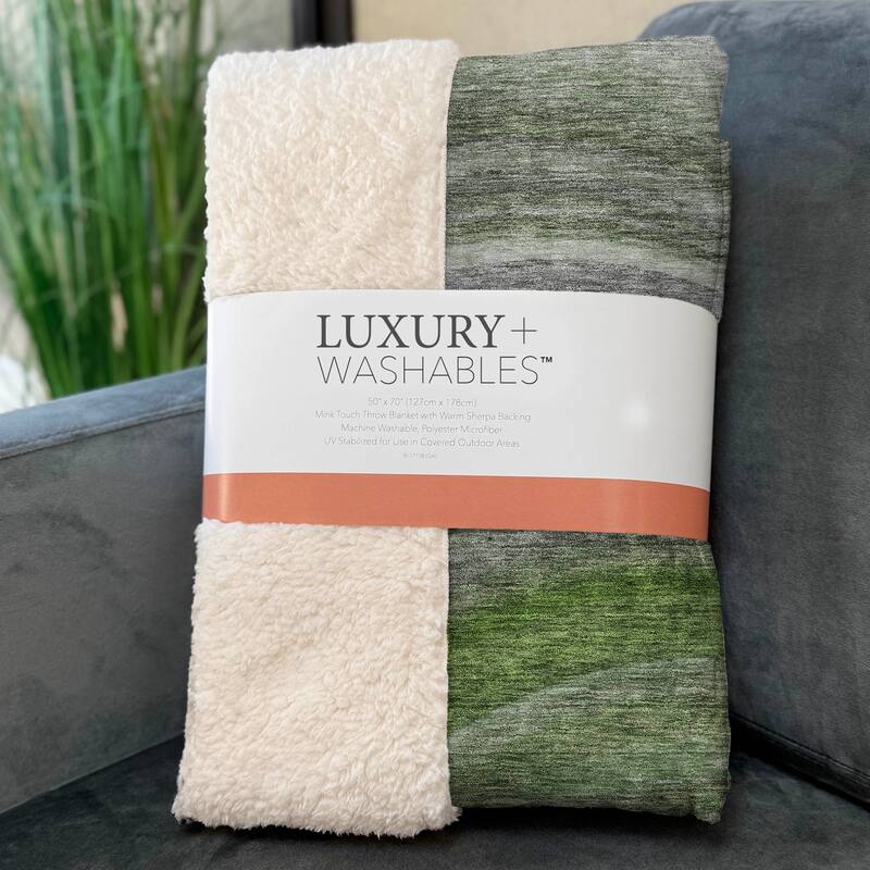 Premium Machine Washable Contemporary Wave Sherpa Throw Blanket