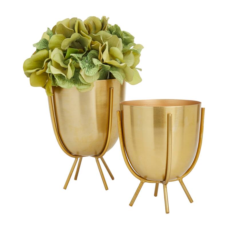 CosmoLiving by Cosmopolitan Metal Contemporary Planter (Set of 2) - S/2 7", 6"H