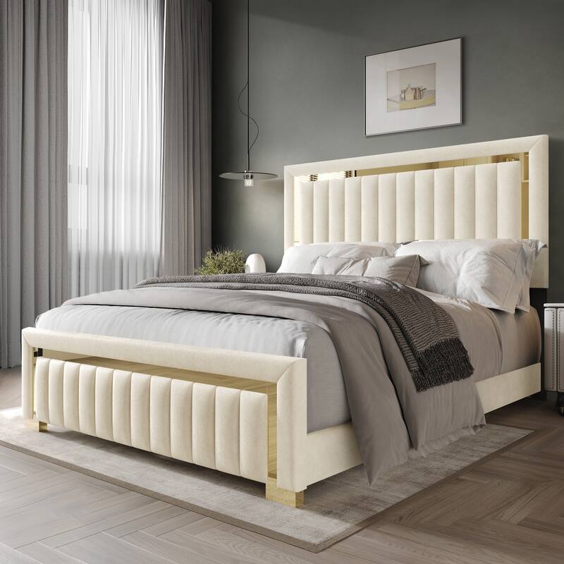 Clayfell Olathe Upholstered Panel Bed