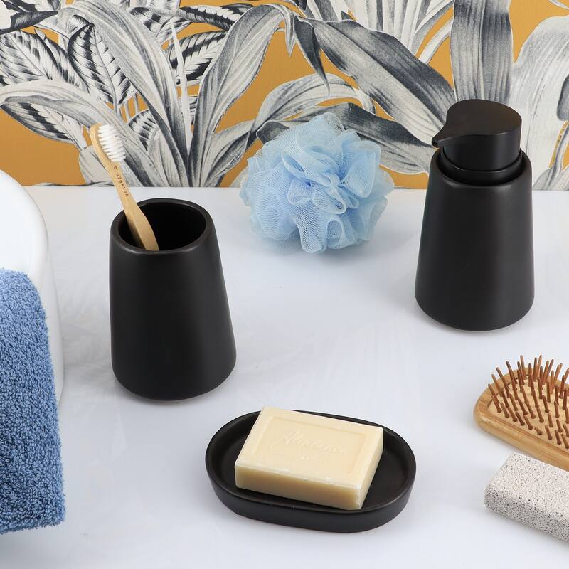 SMOOTH Collection of Bathroom Accessories up to 4 Pieces.