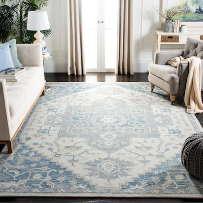 SAFAVIEH Handmade Micro-Loop Nuriye Medallion Wool Rug
