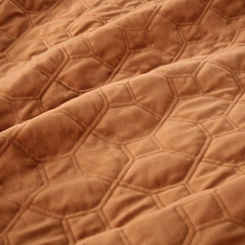 Madison Park Emery 3 Piece Velvet Quilt Set