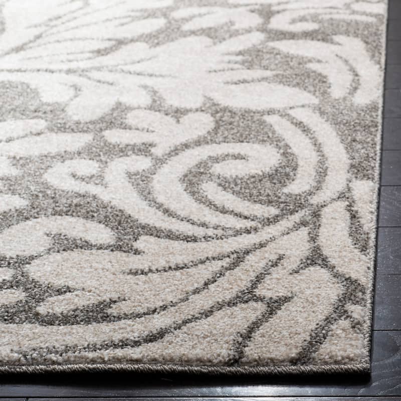 SAFAVIEH Amherst Priscilia Modern Rug