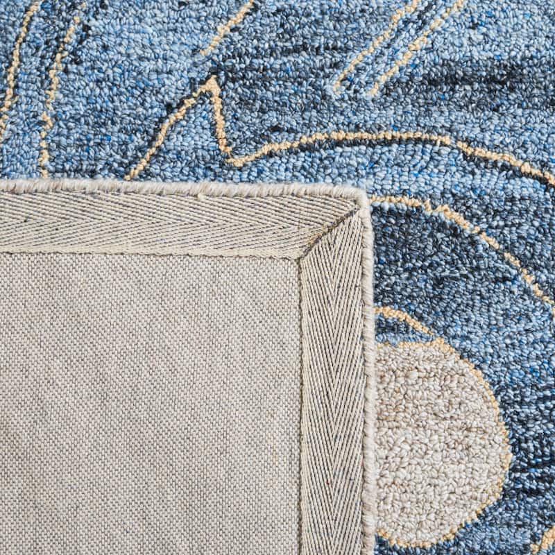 SAFAVIEH Handmade Abstract Chloi Floral Wool Rug