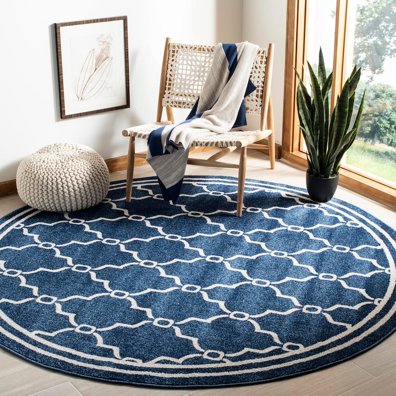 SAFAVIEH Amherst Nargis Modern Rug - 7' Round - Navy/Beige