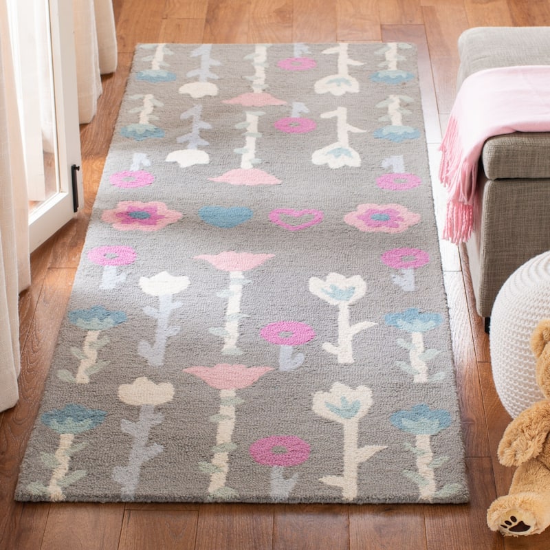 SAFAVIEH Handmade Kids Jazmyn Wool Rug - 2'6" x 8' Runner - Grey/Pink