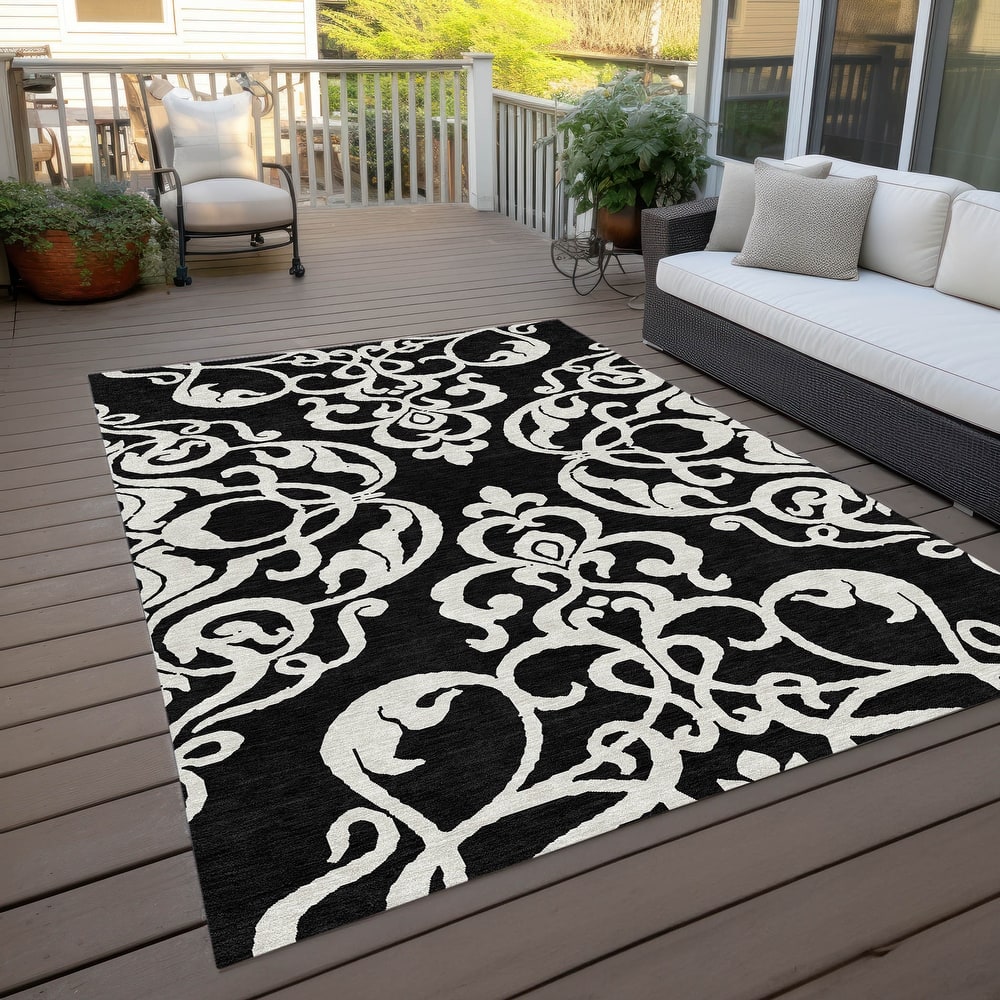 Machine Washable Indoor/ Outdoor Damask Glam Chantille Rug