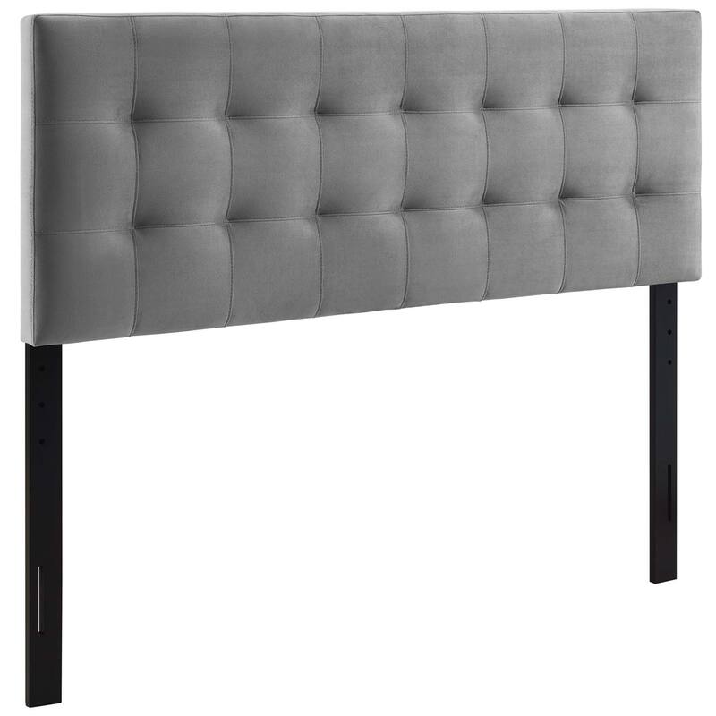 Carson Carrington Labbgard King Biscuit Tufted Velvet Headboard