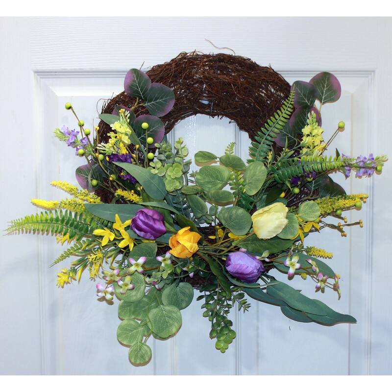 18" Tulip Green Leaves Half Wreath