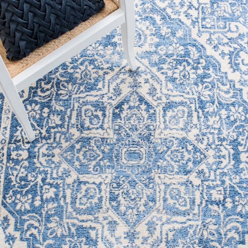 SAFAVIEH Brentwood Þordis Oriental Medallion Rug