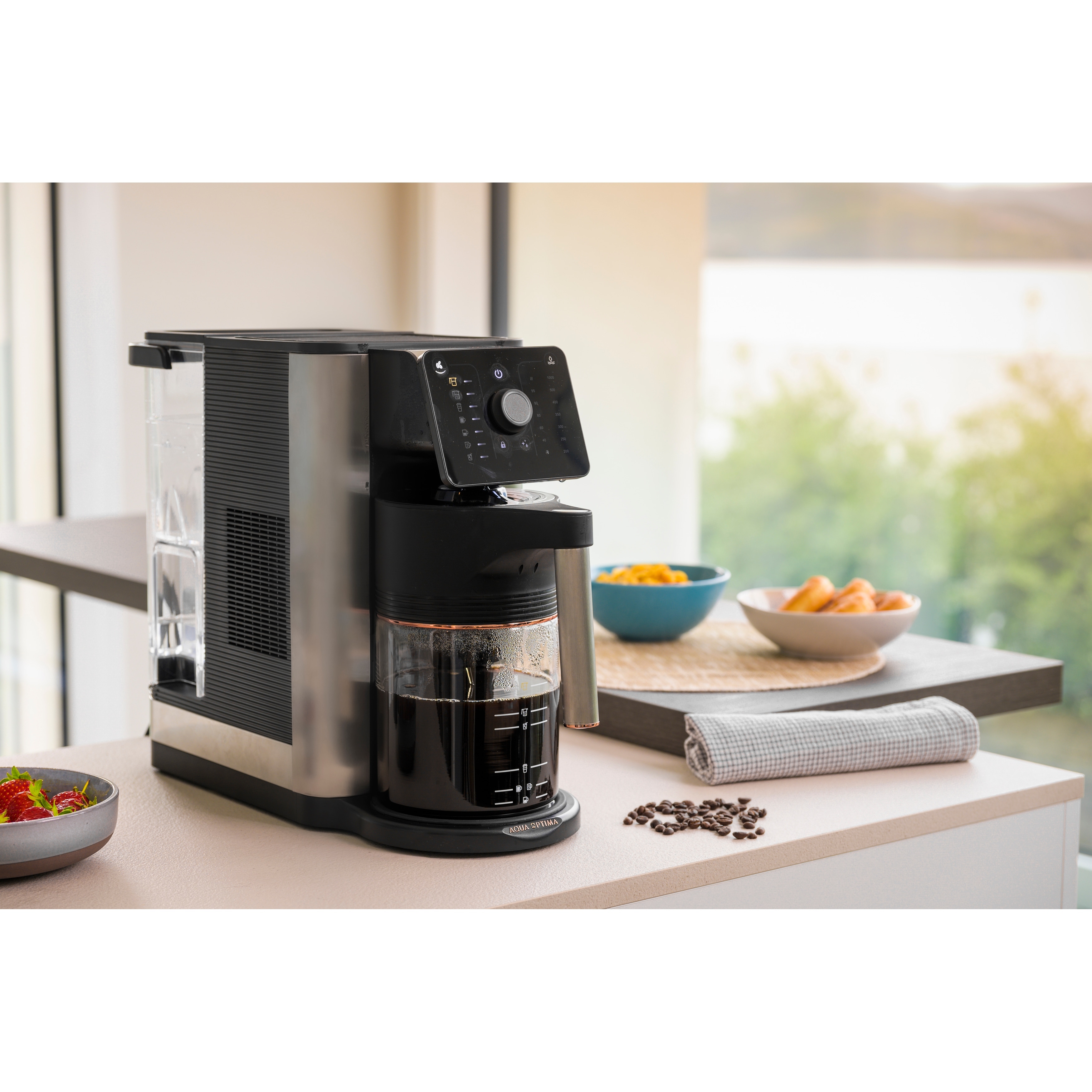https://ak1.ostkcdn.com/images/products/is/images/direct/db38f78ccac484e51d31316410cbb766487e9db7/Aqua-Optima-Aurora-10-Cup-Drip-Coffee-Maker-%26-Coffee-Machine.jpg