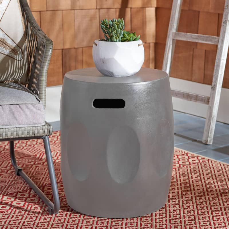 SAFAVIEH Zuri Concrete Indoor/ Outdoor Accent Table (Dark Grey) - 15.7"x15.7"x17.7"