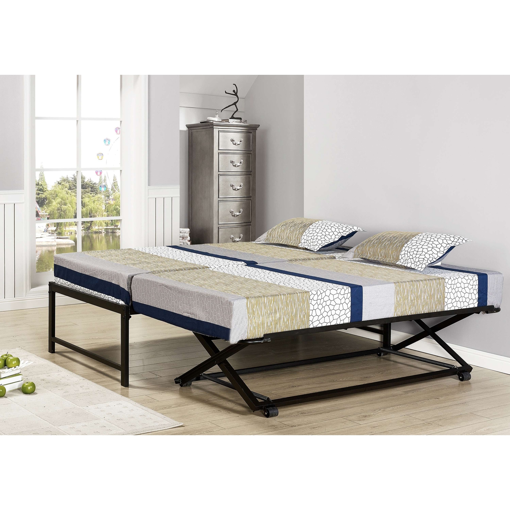 High riser bed with store pop up trundle
