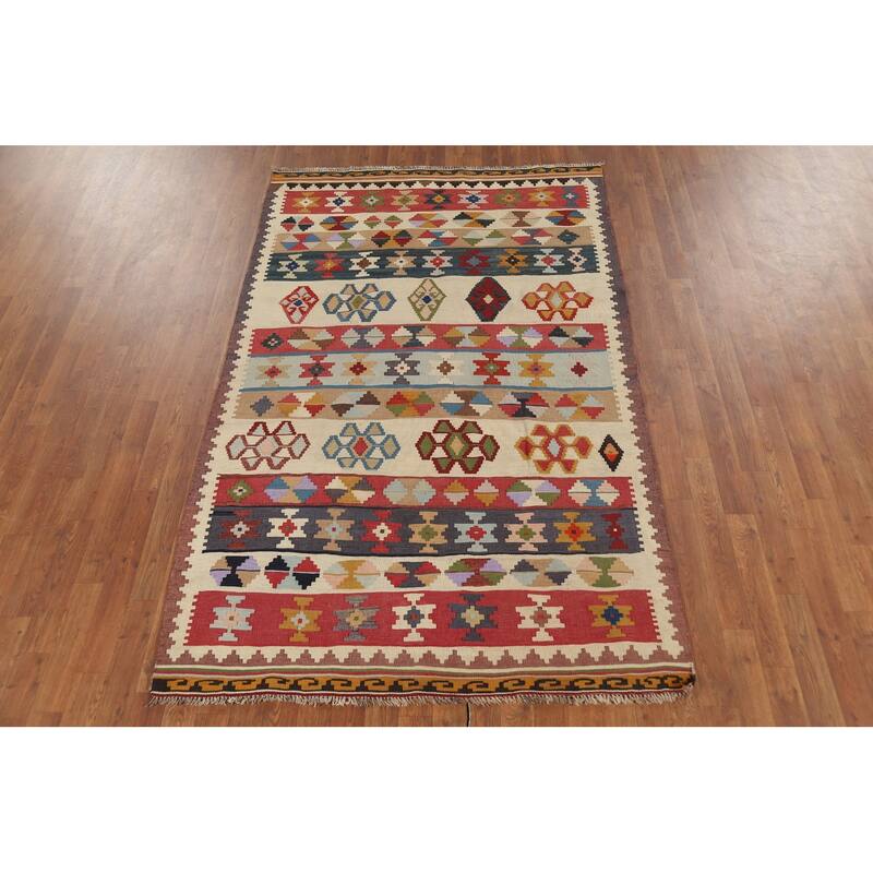 Kilim Qashqai Persian Vintage Rug Handmade Beige Wool Carpet - 4'7"x 7'4"