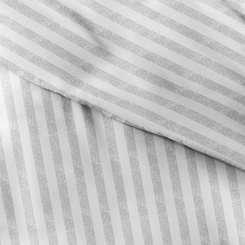 Becky Cameron Oversized 3-piece Printed Duvet Cover Set - Rugged Stripes - Light Gray - King - Cal King