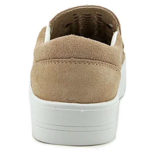 marc fisher tennis shoes