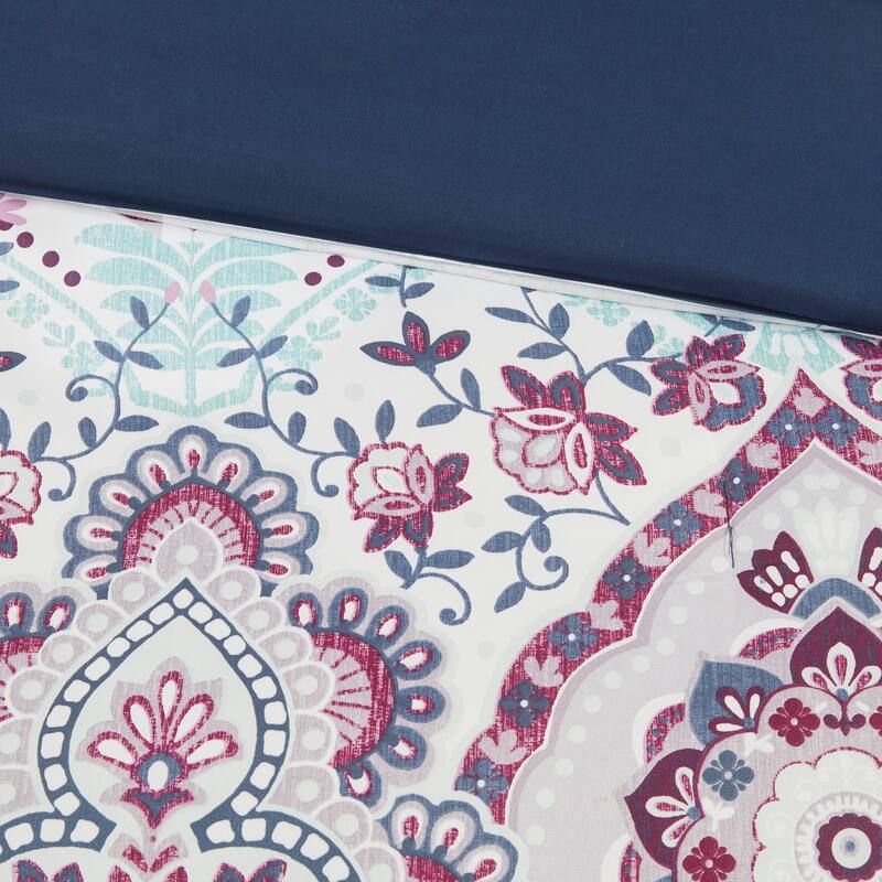 Intelligent Design Avery Boho Comforter Set with Bed Sheets