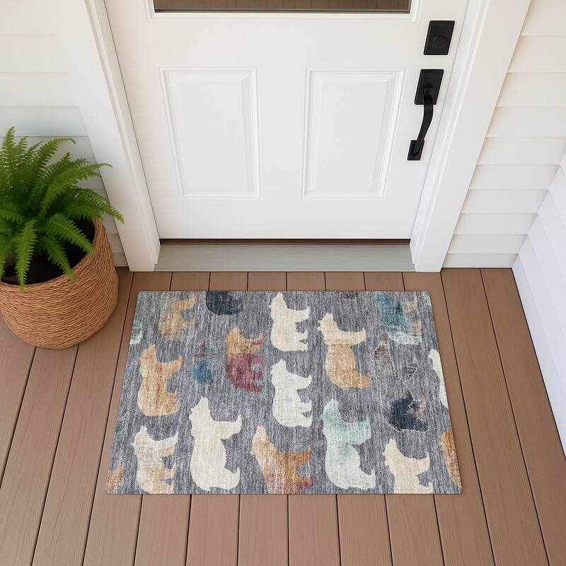 Machine Washable Indoor/ Outdoor Modern Bear Chantille Rug - Gray - 1'8" x 2'6"