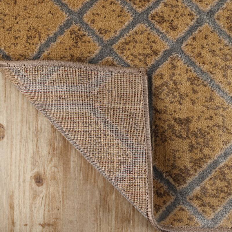 Modern Contemporary Geometric Lattice Runner or Area Rug by Superior