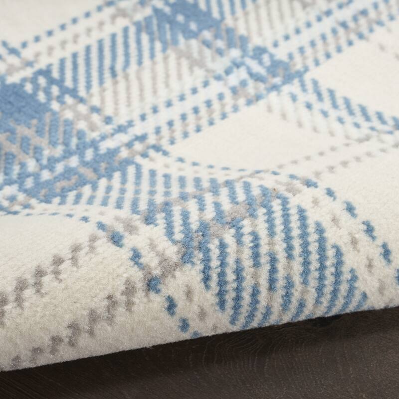 Power Loomed Traditional Area Rug - 90' X '27' X '0.5