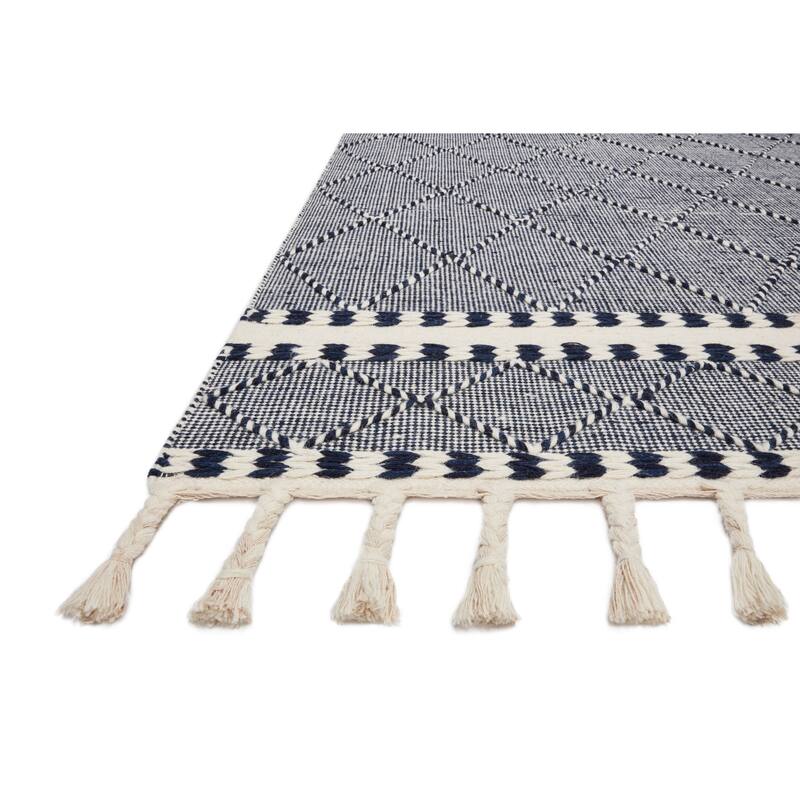 Alexander Home Isaiah Global Hand Loomed Diamond Rug