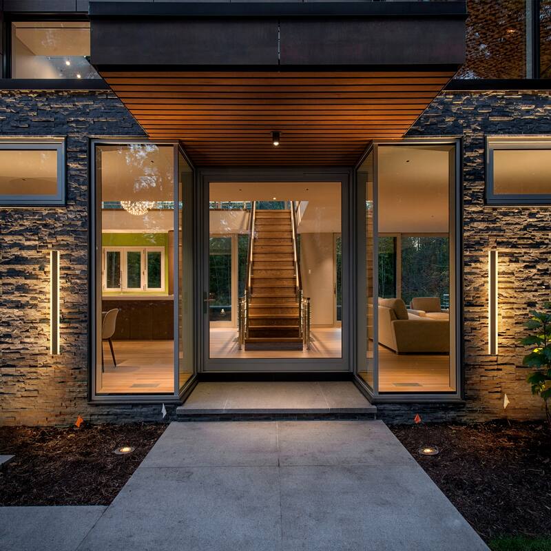 1-Light Modern Linear Strip Acrylic 3000K IP65 Integrated LED Warm Light Waterproof Outdoor Wall Light